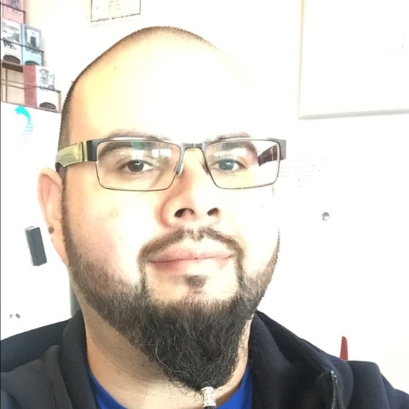 Meet your Posher, Stephen - Picture 5 of 7